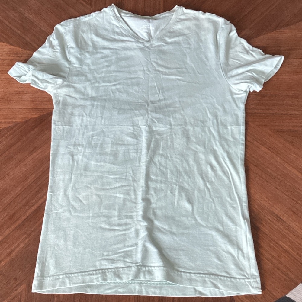 H&M Men's Mint V Neck Tee
